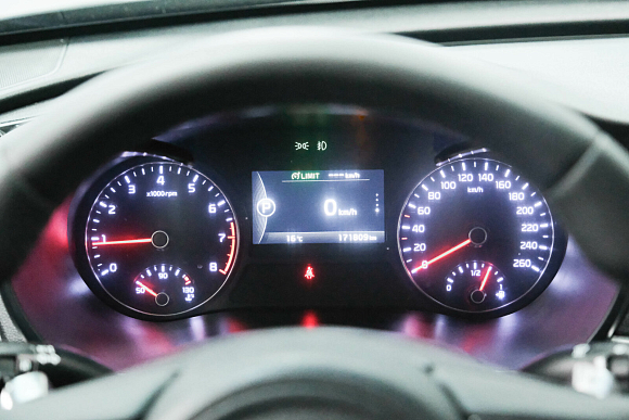 Kia Optima Luxe, 2018 года, пробег 171796 км