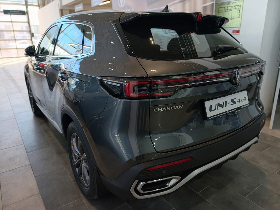 Changan UNI-S Люкс, серый
