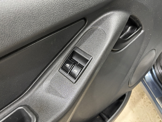 Lada (ВАЗ) Granta, 2014 года, пробег 210758 км