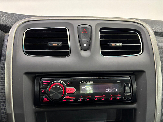 Renault Logan Drive, 2018 года, пробег 66557 км