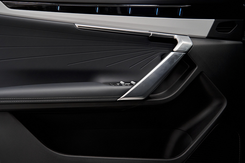 Geely Atlas Флагман, зеленый