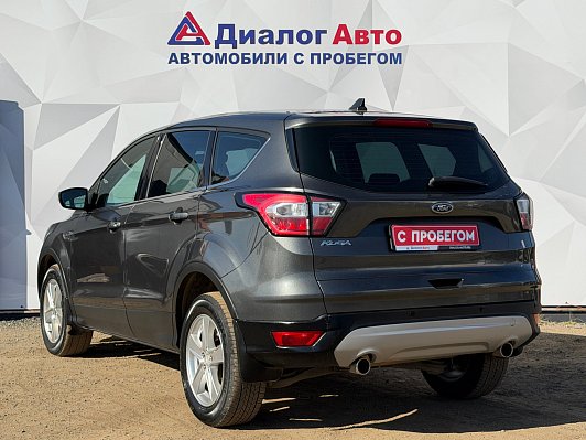 Ford Kuga Trend, 2017 года, пробег 183500 км