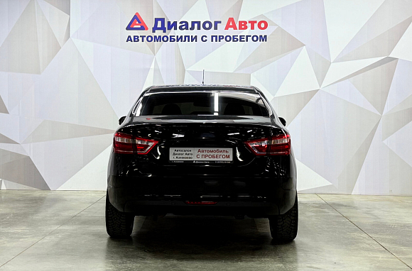 Lada (ВАЗ) Vesta Comfort, 2021 года, пробег 104713 км