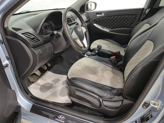 Hyundai Solaris Comfort, 2011 года, пробег 299309 км