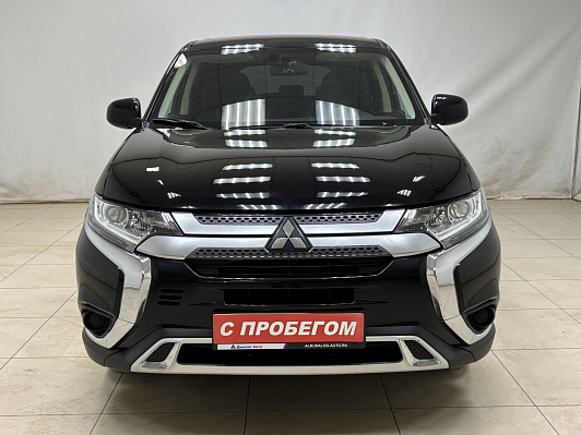 Mitsubishi Outlander Inform, 2020 года, пробег 90000 км