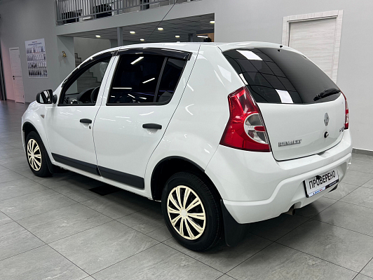 Renault Sandero Authentique, 2012 года, пробег 191298 км