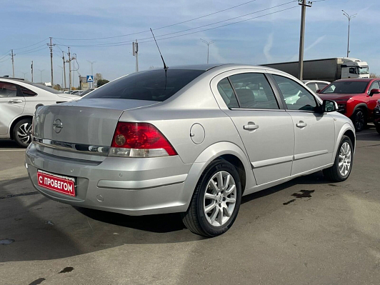 Opel Astra Cosmo, 2013 года, пробег 197390 км