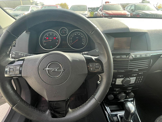 Opel Astra Cosmo, 2013 года, пробег 197390 км