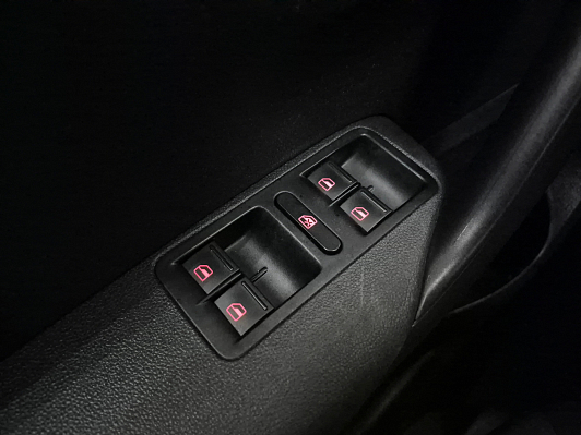 Volkswagen Polo CONNECT, 2018 года, пробег 214004 км