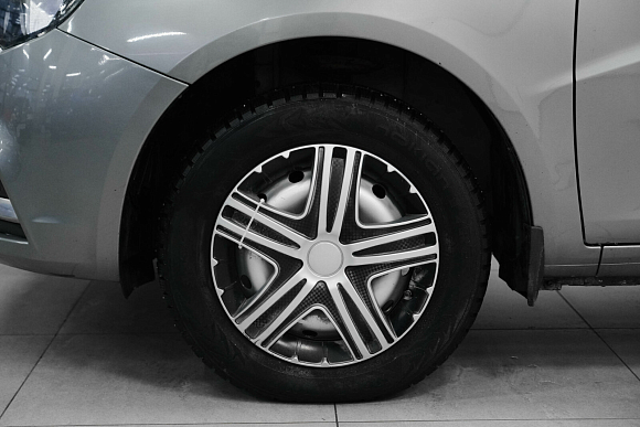 Lada (ВАЗ) Vesta Comfort, 2018 года, пробег 101000 км