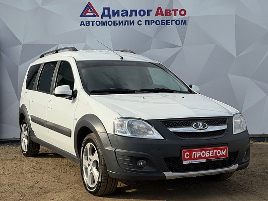Lada (ВАЗ) Largus Luxe Glonass (7 мест) (2018-2019), 2018 года, пробег 107800 км