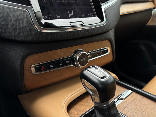 Volvo XC90 Inscription, 2015 года, пробег 97207 км