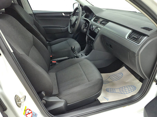 Skoda Rapid Entry, 2018 года, пробег 104049 км