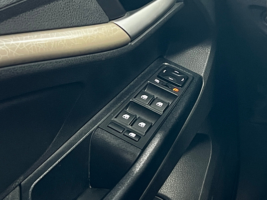 Lada (ВАЗ) Vesta Luxe, 2018 года, пробег 130000 км