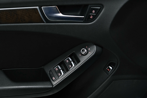 Audi A4 Comfort, 2015 года, пробег 205500 км