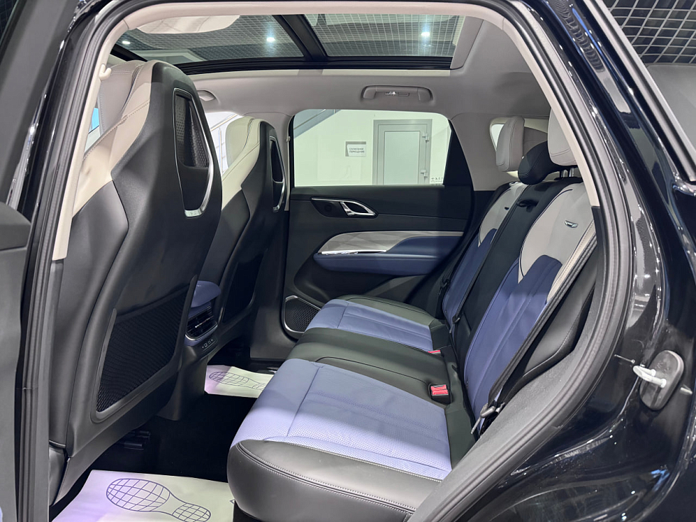 Hongqi HS3 Делюкс (Deluxe), черный