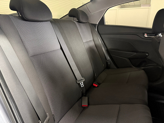 Kia Rio, 2019 года, пробег 101000 км