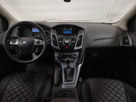 Ford Focus Titanium, 2011 года, пробег 311381 км