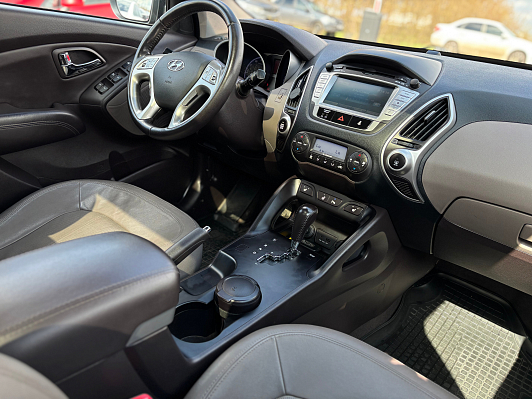 Hyundai ix35 Prestige, 2012 года, пробег 146428 км