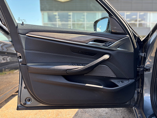 BMW 5 серии, 2019 года, пробег 148957 км
