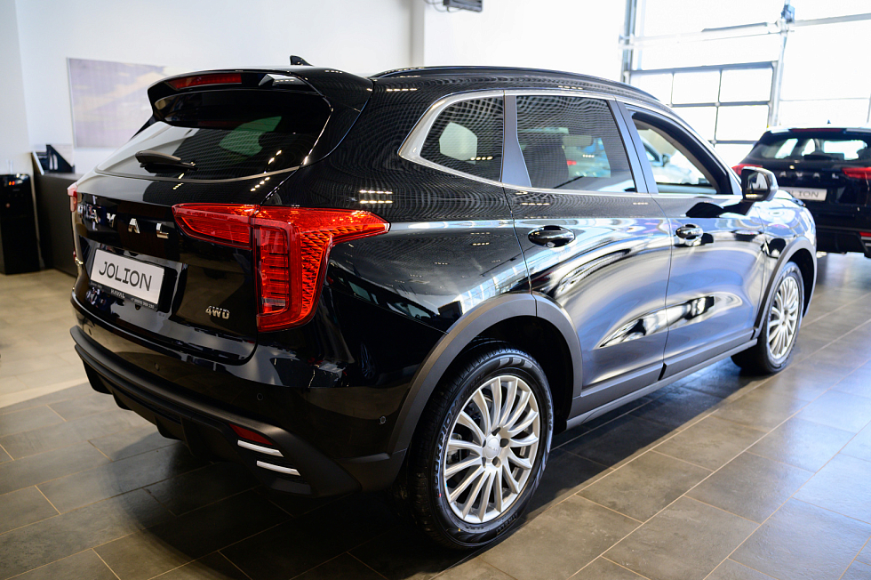 Haval Jolion Tech+, черный