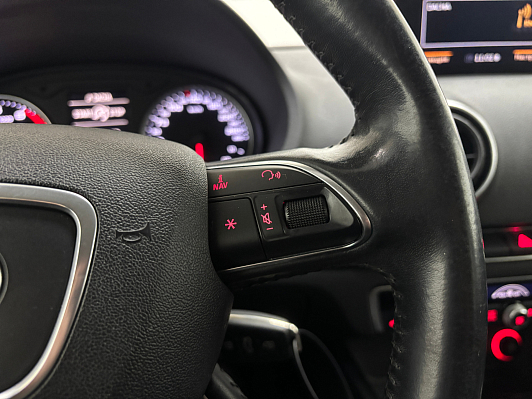Audi A3 Attraction, 2015 года, пробег 166821 км