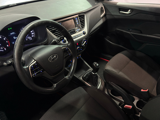 Hyundai Solaris Comfort, 2017 года, пробег 273000 км