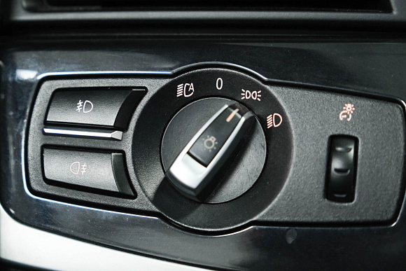 BMW 5 серии, 2014 года, пробег 186538 км