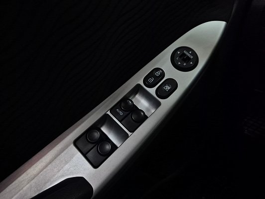Hyundai Solaris Comfort, 2012 года, пробег 174047 км