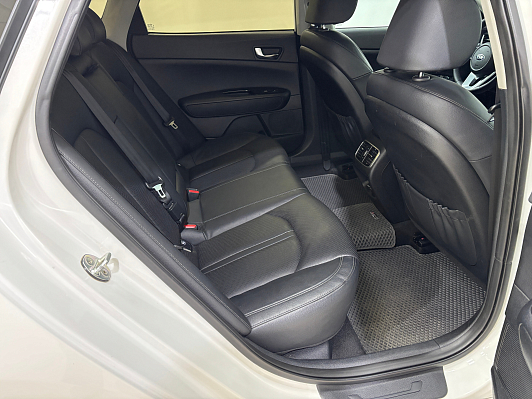 Kia Optima Prestige, 2018 года, пробег 138736 км