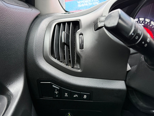 Kia Sportage Prestige, 2011 года, пробег 216570 км