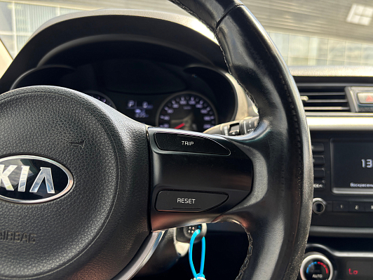 Kia Rio Luxe, 2018 года, пробег 121817 км