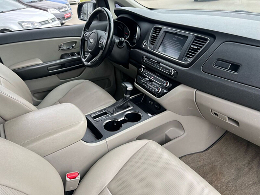 Kia Carnival, 2019 года, пробег 134000 км