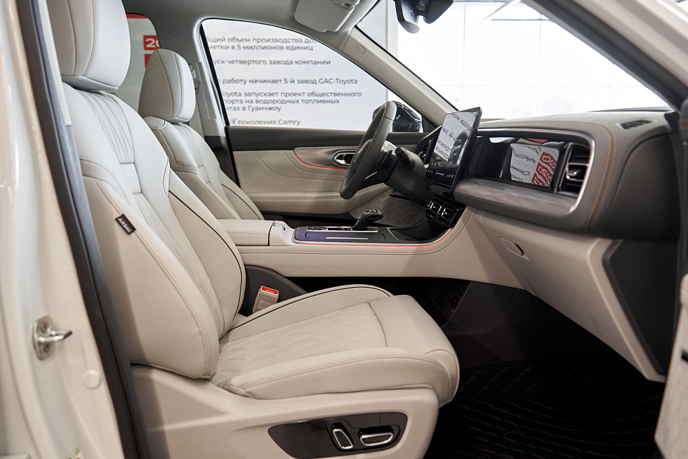 GAC GS8 GL, белый