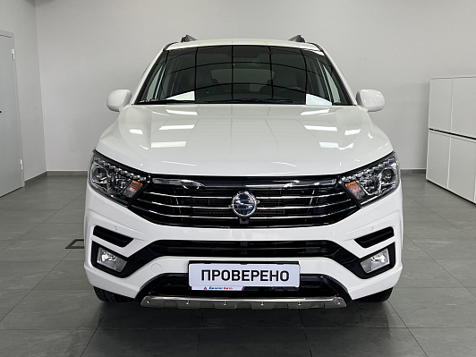 SsangYong Korando Turismo, 2018 года, пробег 124359 км