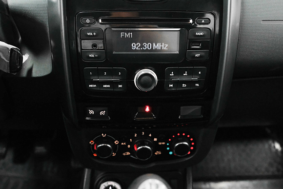 Renault Duster Expression, 2016 года, пробег 258000 км