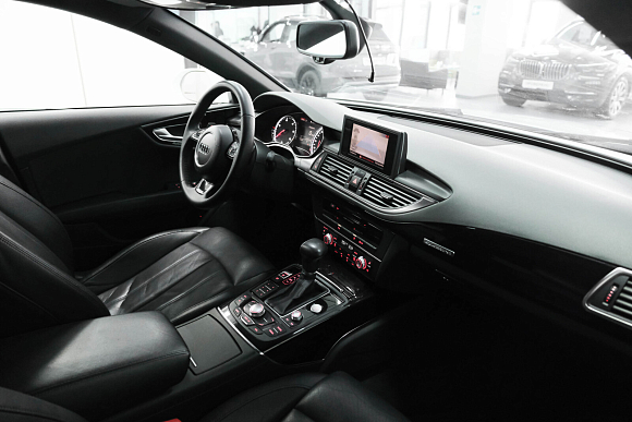 Audi A7, 2012 года, пробег 175000 км