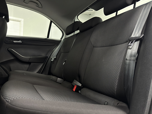 Volkswagen Polo, 2021 года, пробег 77000 км