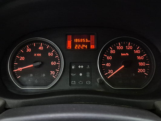 Renault Logan Expression, 2011 года, пробег 186848 км
