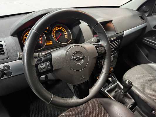 Opel Astra Cosmo, 2011 года, пробег 279000 км