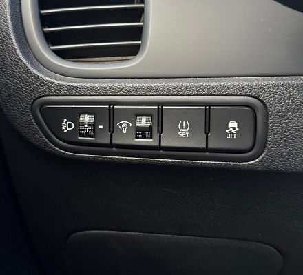 Kia Rio Luxe, 2020 года, пробег 138900 км