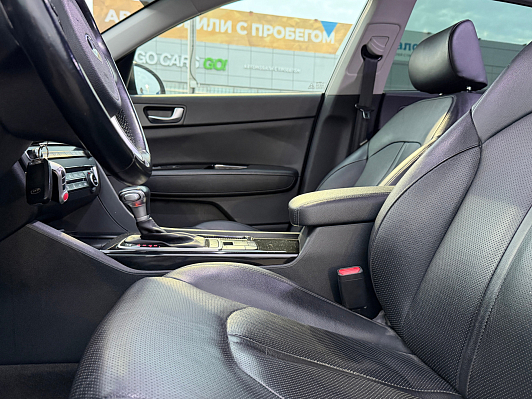 Kia Optima Luxe, 2018 года, пробег 130000 км