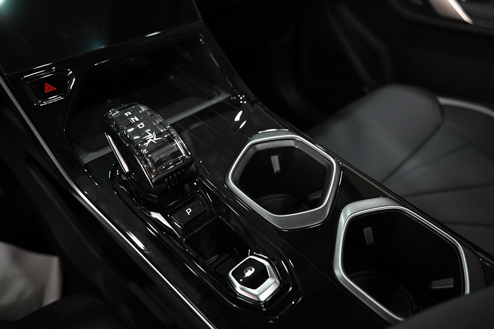 Geely Atlas Люкс, голубой