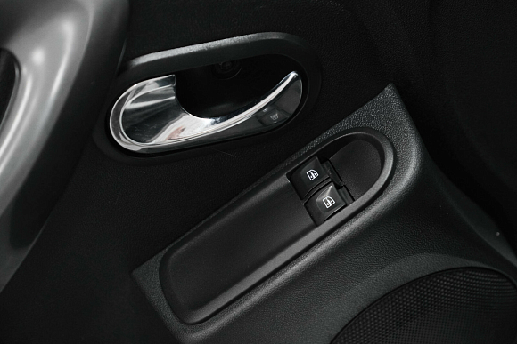 Renault Duster Expression, 2016 года, пробег 258000 км