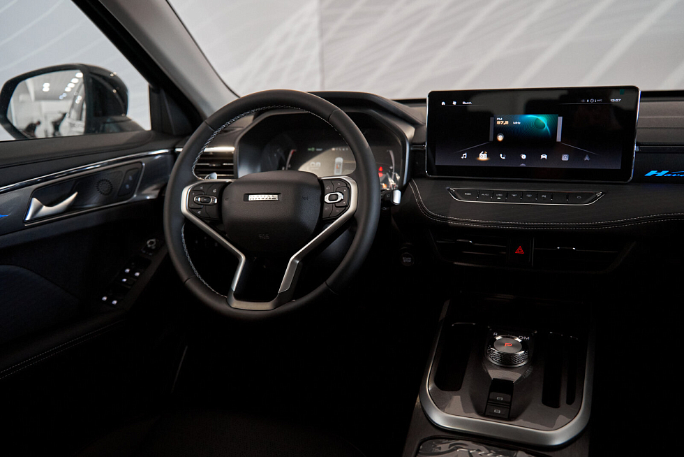 Haval Jolion Техно+, черный