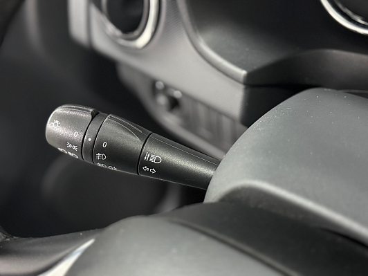 Renault Sandero Stepway Drive, 2019 года, пробег 80000 км