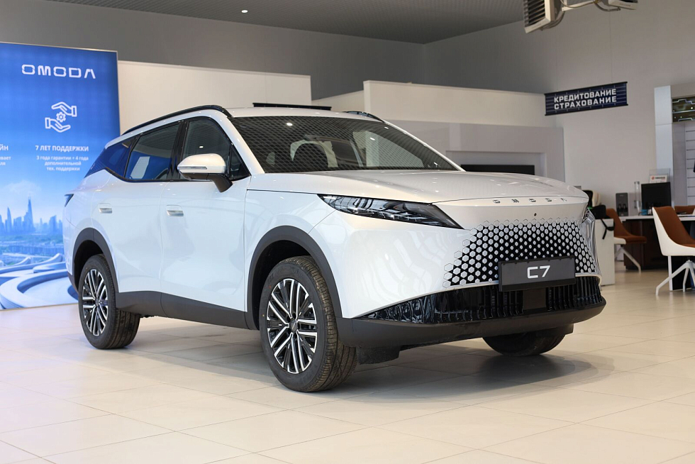 Omoda C7 Supreme, серебряный