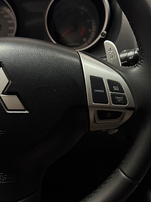 Mitsubishi Outlander Intense, 2008 года, пробег 157530 км