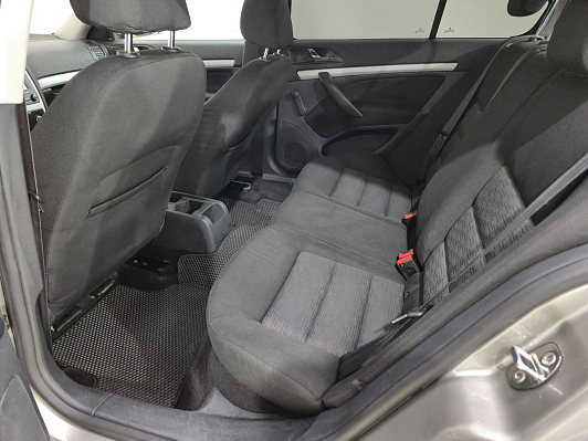 Skoda Octavia Ambition, 2010 года, пробег 291734 км