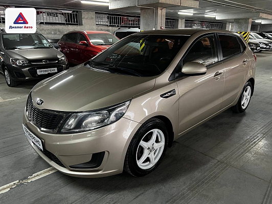 Kia Rio Comfort (без теплых опций), 2014 года, пробег 166000 км